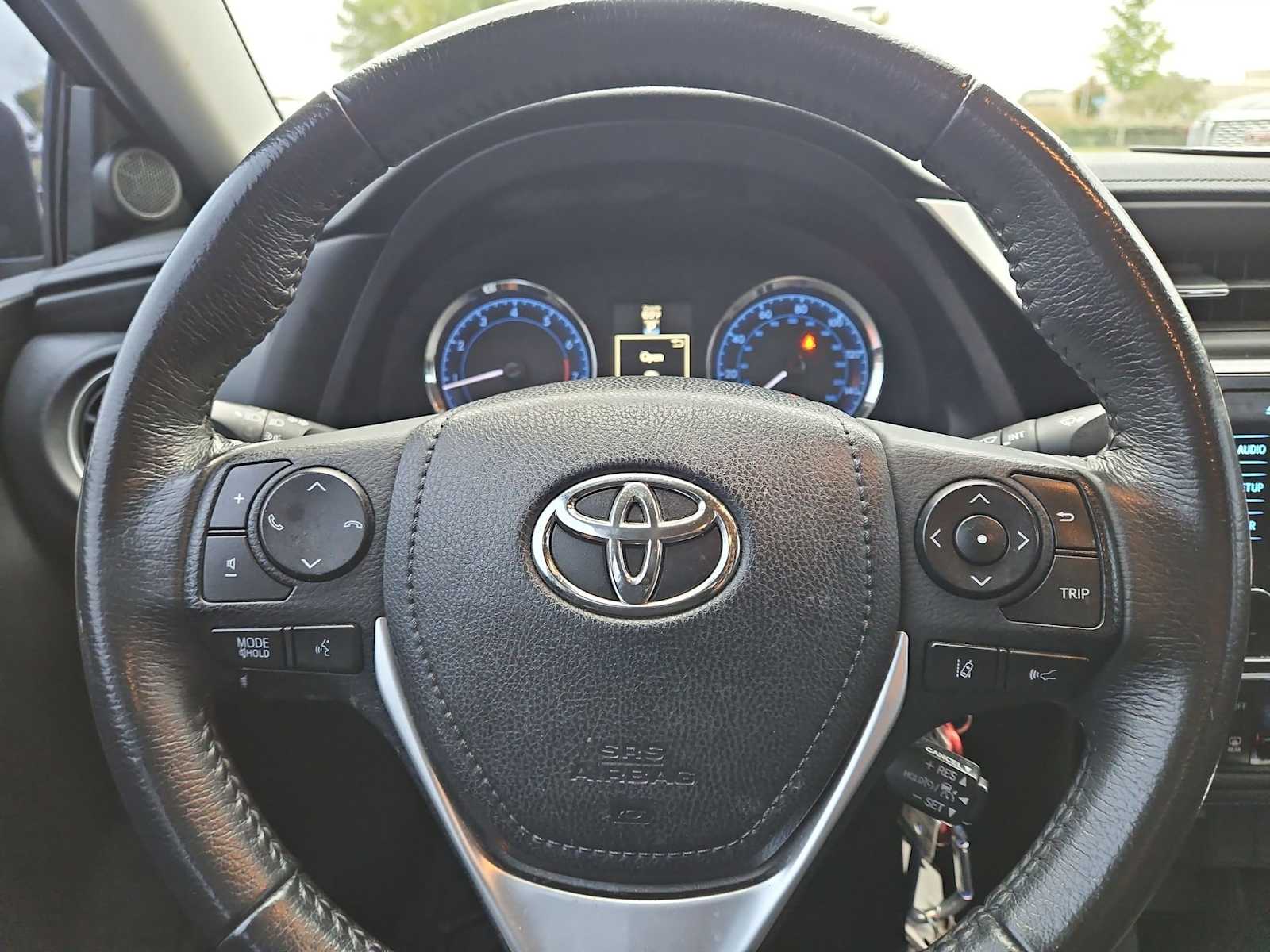 Thumbnail: 2018 Toyota Corolla - 23