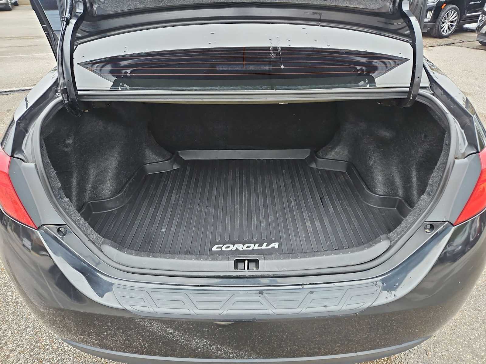 Thumbnail: 2018 Toyota Corolla - 34