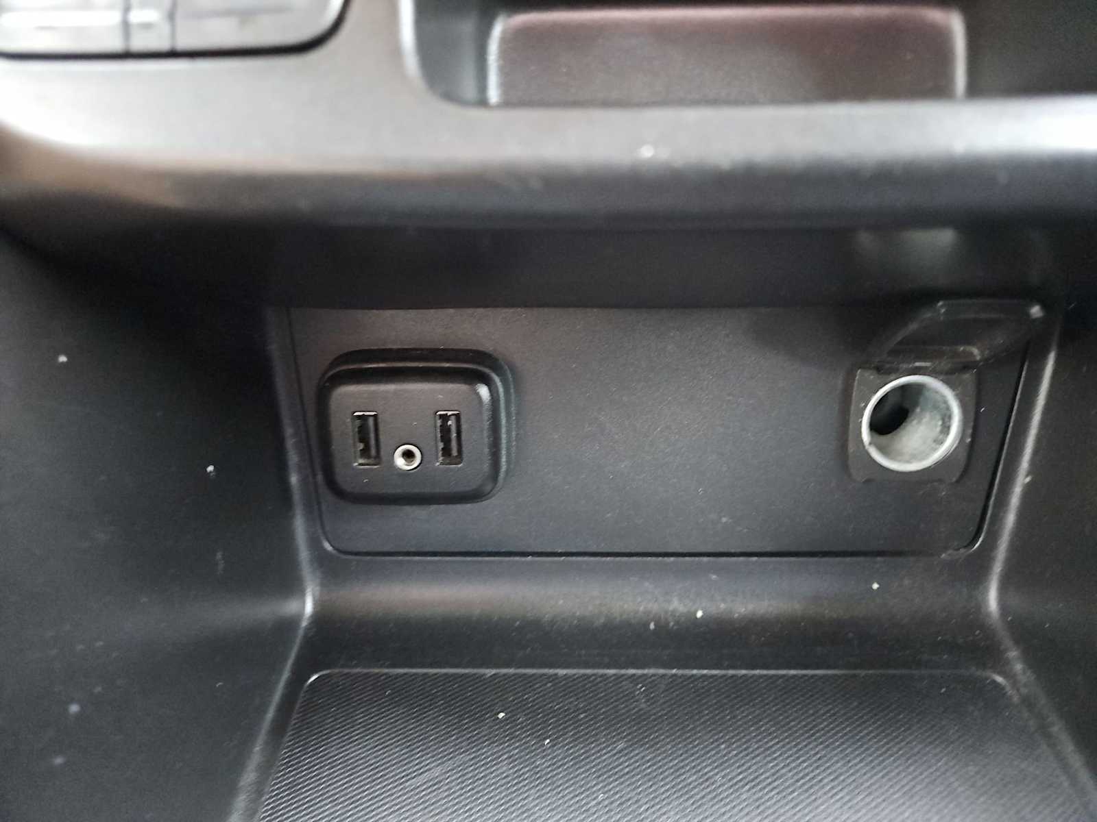 Thumbnail: 2019 Chevrolet Colorado - 31