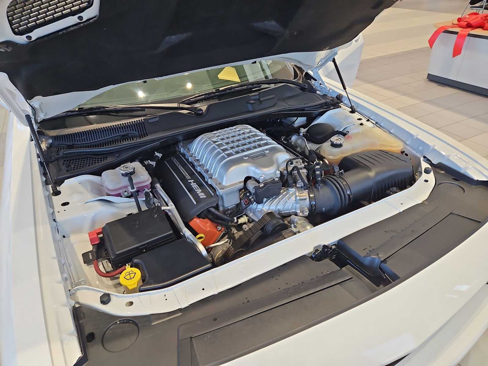 Thumbnail: 2016 Dodge Challenger - 14