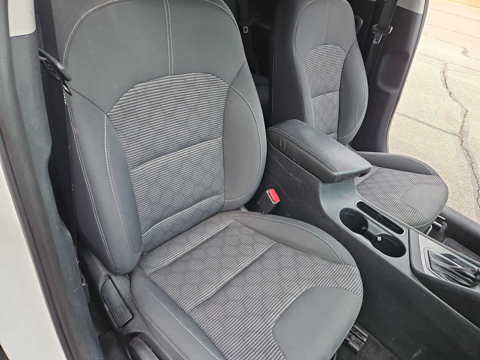 Thumbnail: 2022 Kia Niro - 21