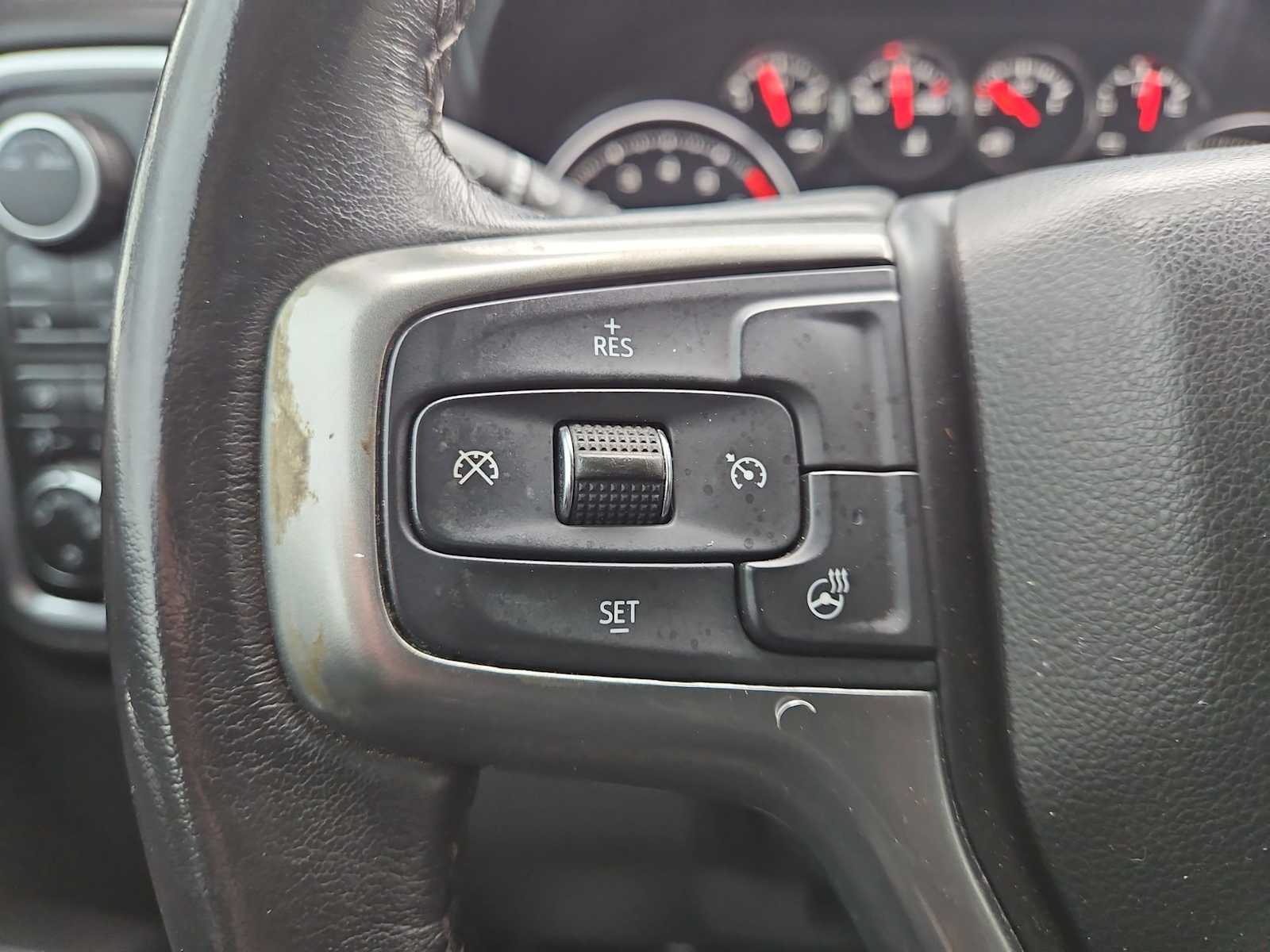 Thumbnail: 2021 Chevrolet Silverado 1500 - 24