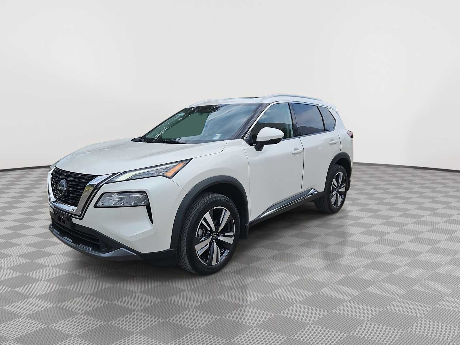 Thumbnail: 2023 Nissan Rogue - 6