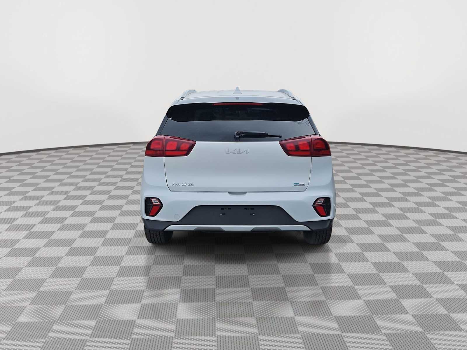Thumbnail: 2022 Kia Niro - 7