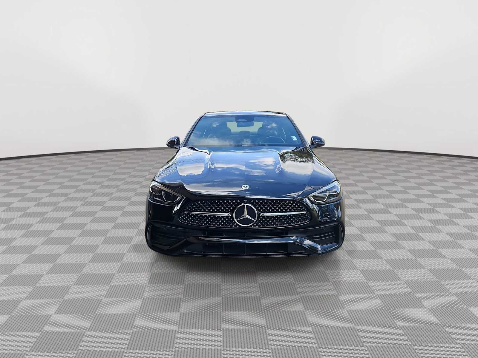 Thumbnail: 2023 Mercedes-Benz C-Class - 3