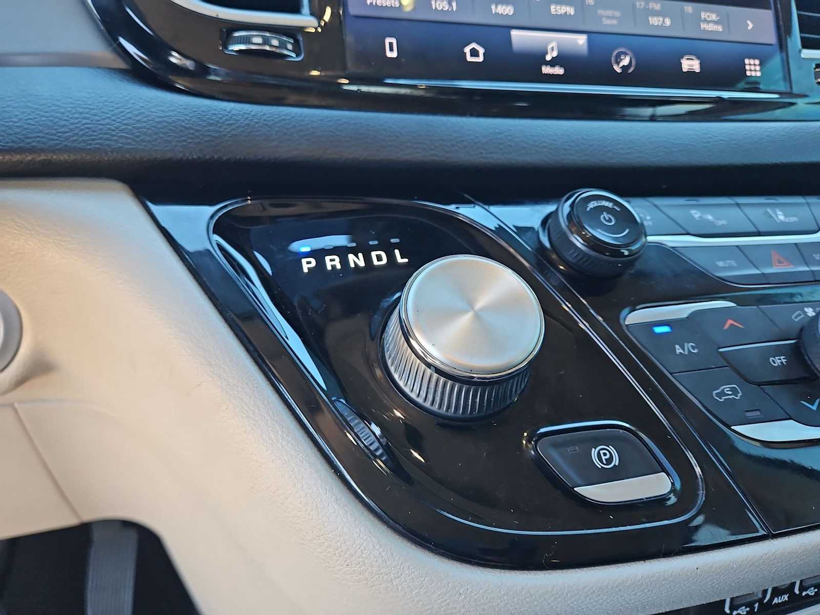 Thumbnail: 2022 Chrysler Pacifica - 31