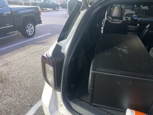 Thumbnail: 2020 Ford Explorer - 13