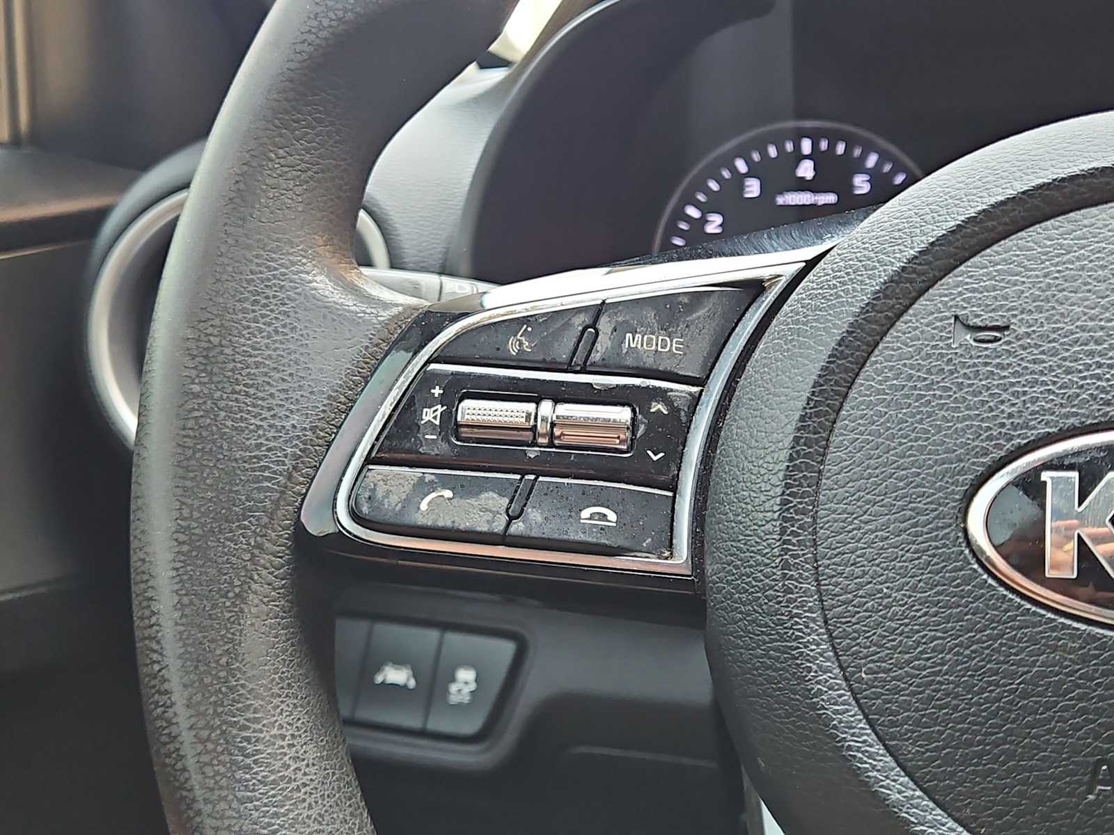 Thumbnail: 2019 Kia Forte - 24