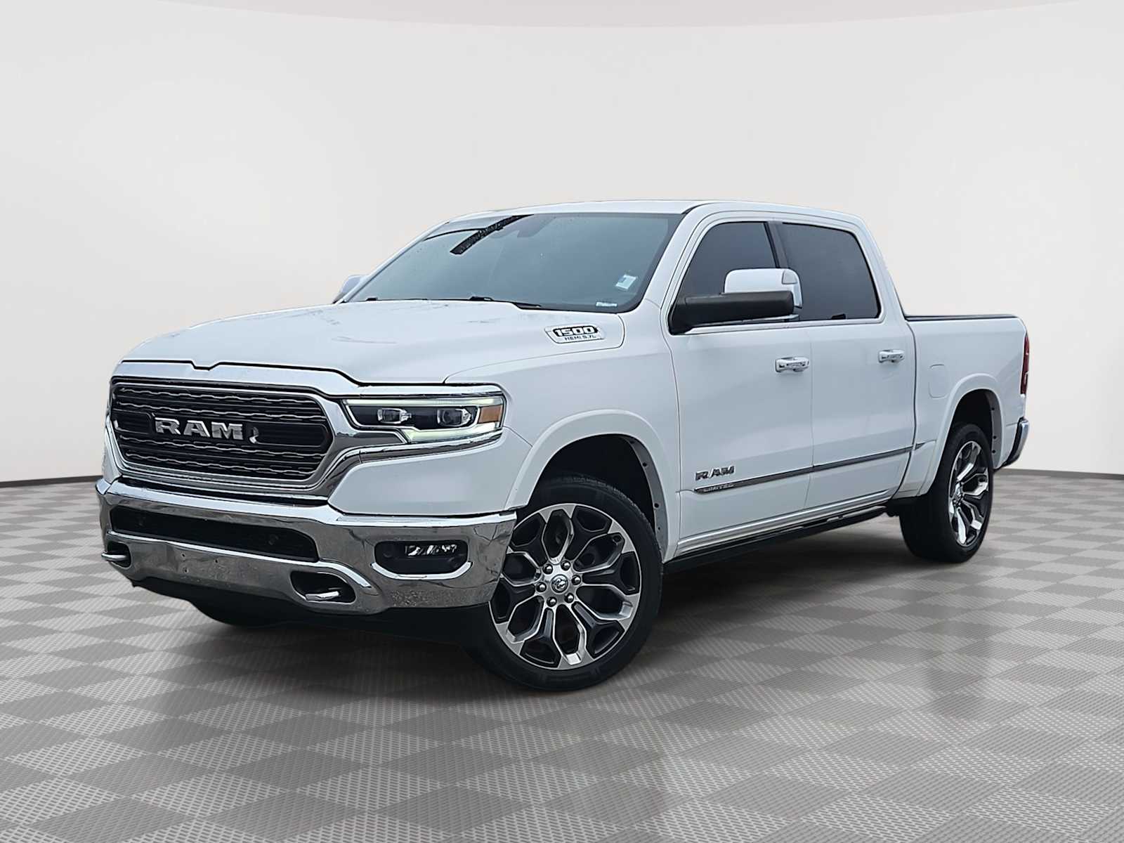 Thumbnail: 2020 RAM 1500 - 1