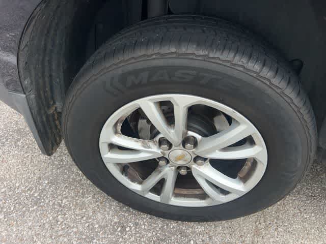 Thumbnail: 2017 Chevrolet Equinox - 16