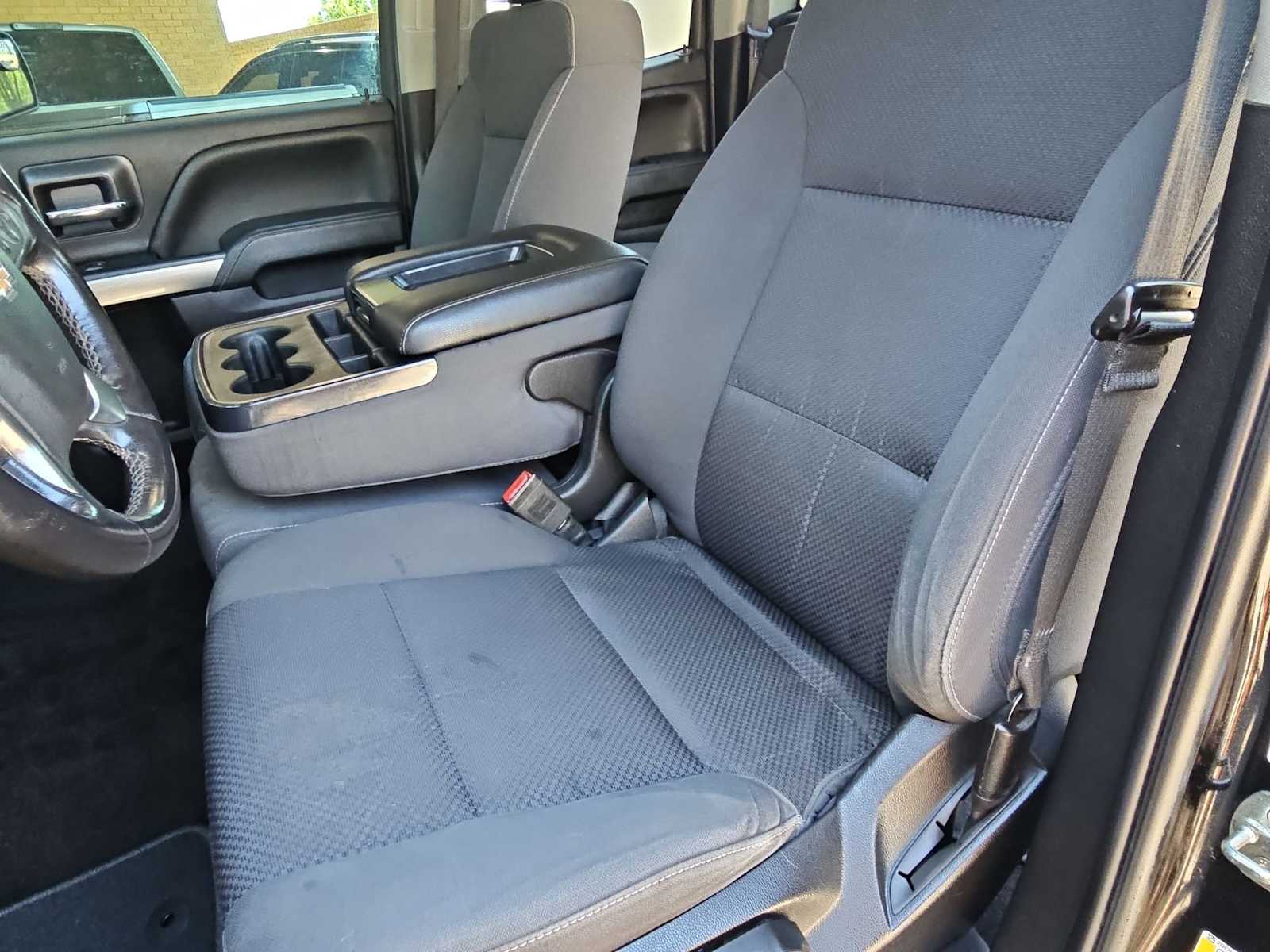 Thumbnail: 2019 Chevrolet Silverado 1500 - 17