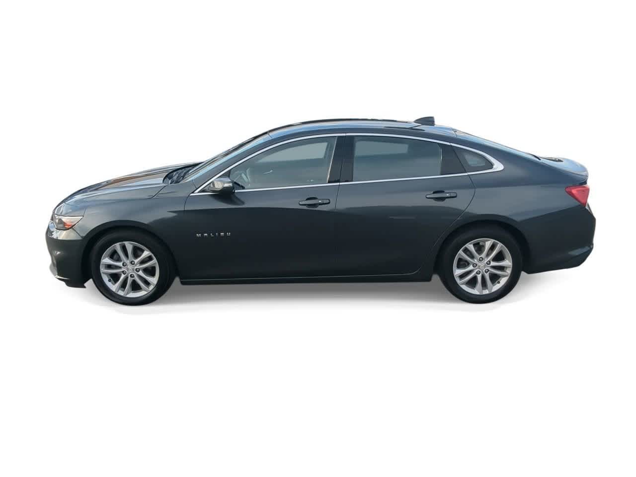 Thumbnail: 2016 Chevrolet Malibu - 5