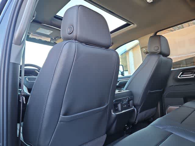 Thumbnail: 2026 GMC Sierra 2500 - 18