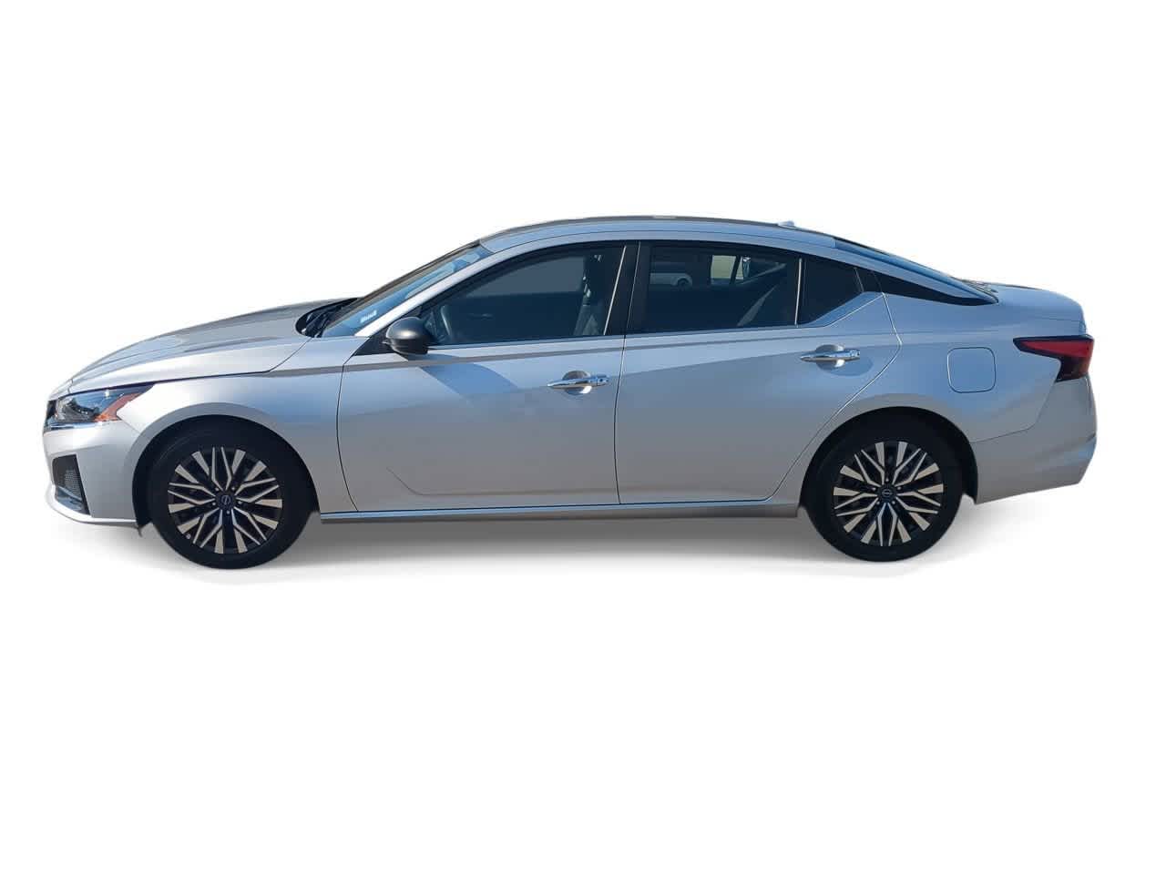 Thumbnail: 2024 Nissan Altima - 5