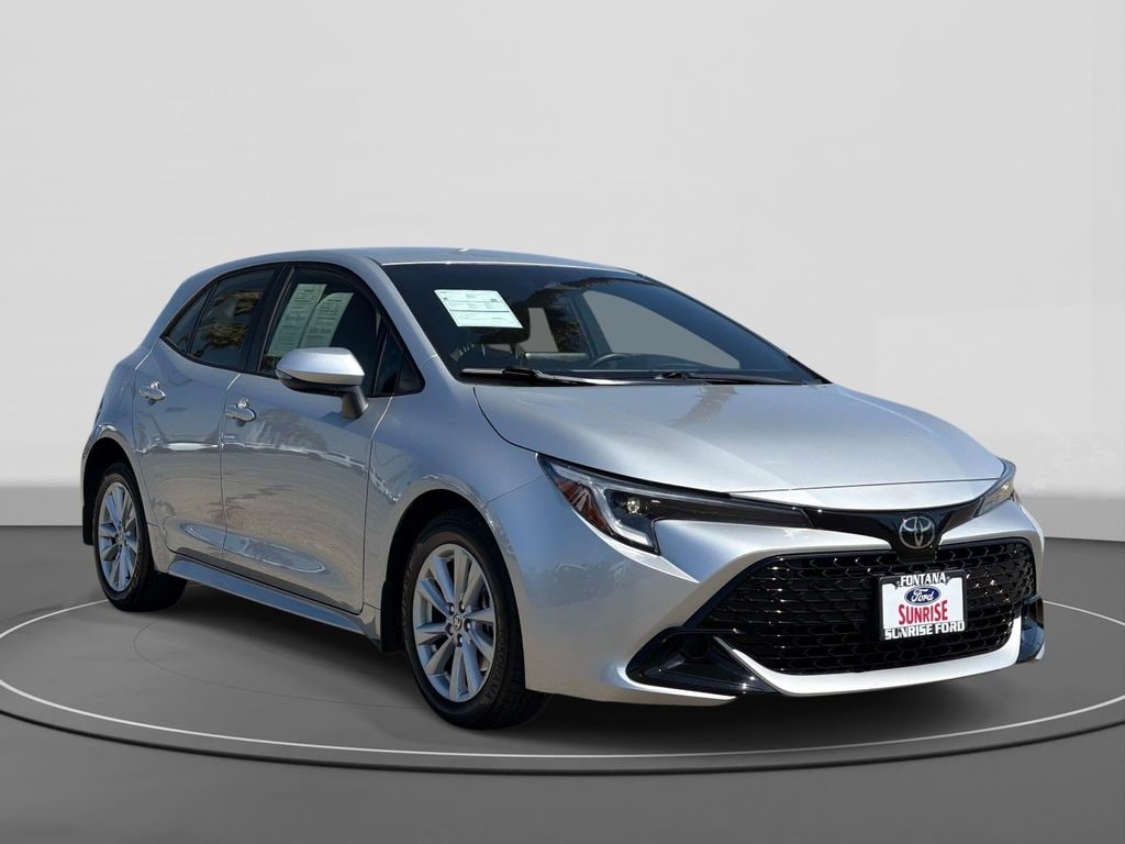 Certified 2025 Toyota Corolla Hatchback SE Hatchback