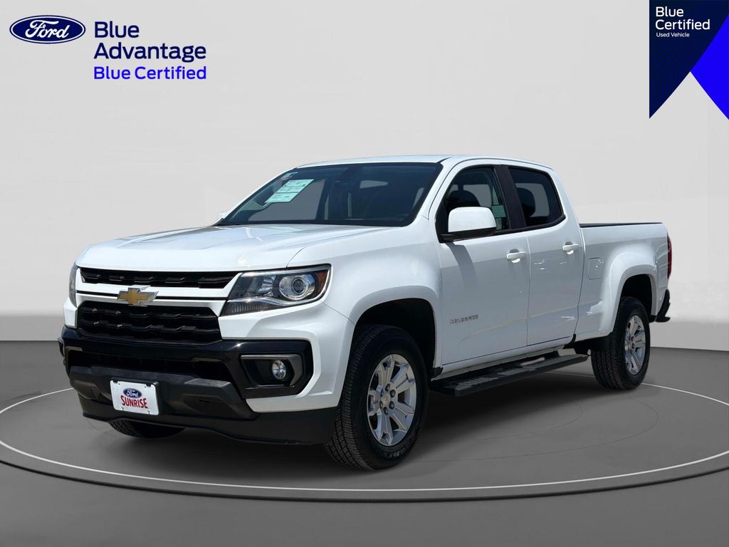 2022 Chevrolet Colorado 2WD LT Crew Cab Long Box's photo