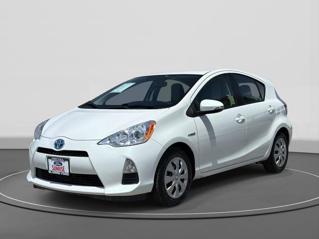 2014 Toyota Prius c One's photo