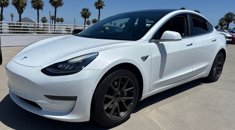2018 Tesla Model 3's photo
