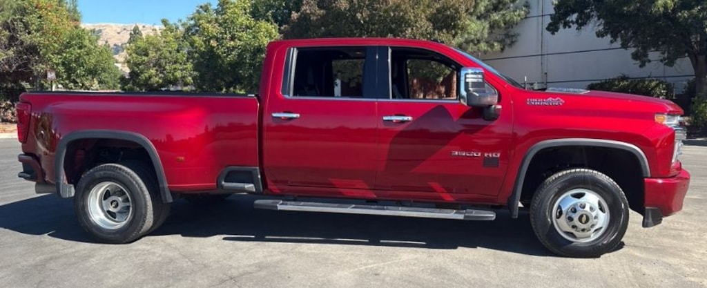 Used 2022 Chevrolet Silverado 3500 HD High Country Truck Crew Cab
