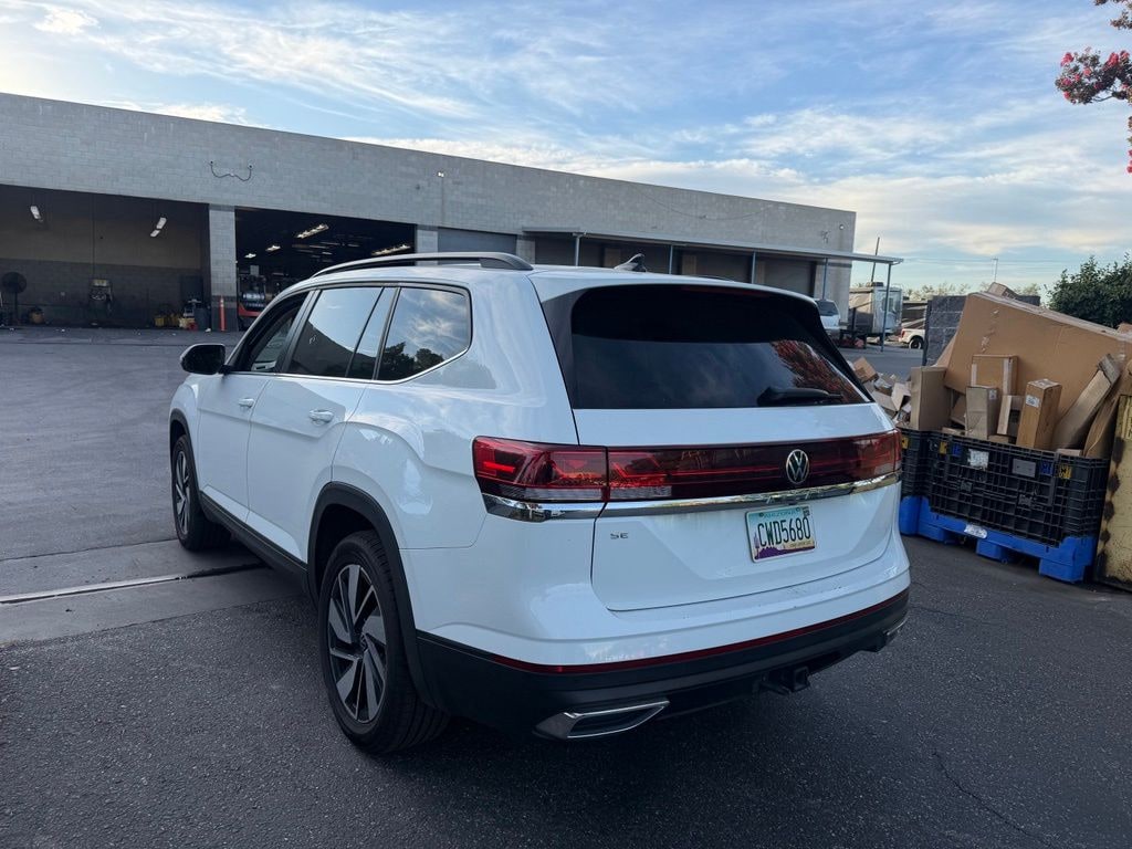 Used 2025 Volkswagen Atlas 2.0T SE w/Technology SUV
