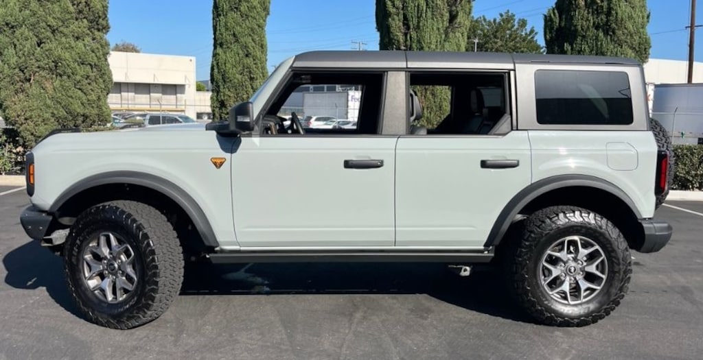 Certified 2024 Ford Bronco Badlands SUV