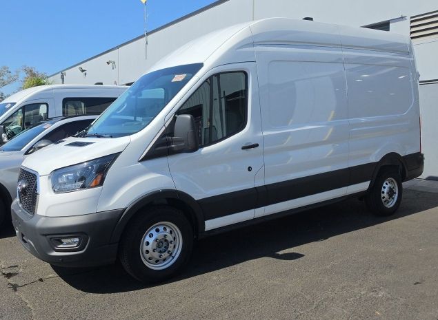 2026 Ford Transit-250 Cargo Base