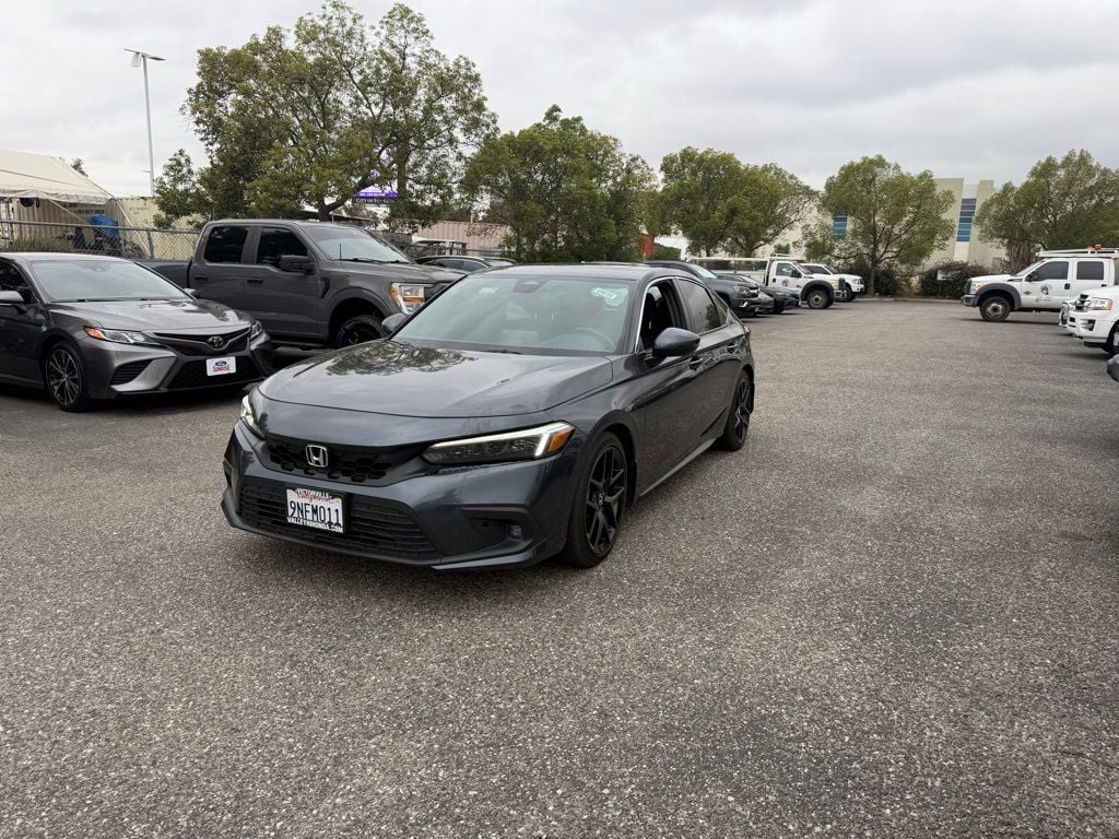 2024 Honda Civic Sport Touring CVT's photo
