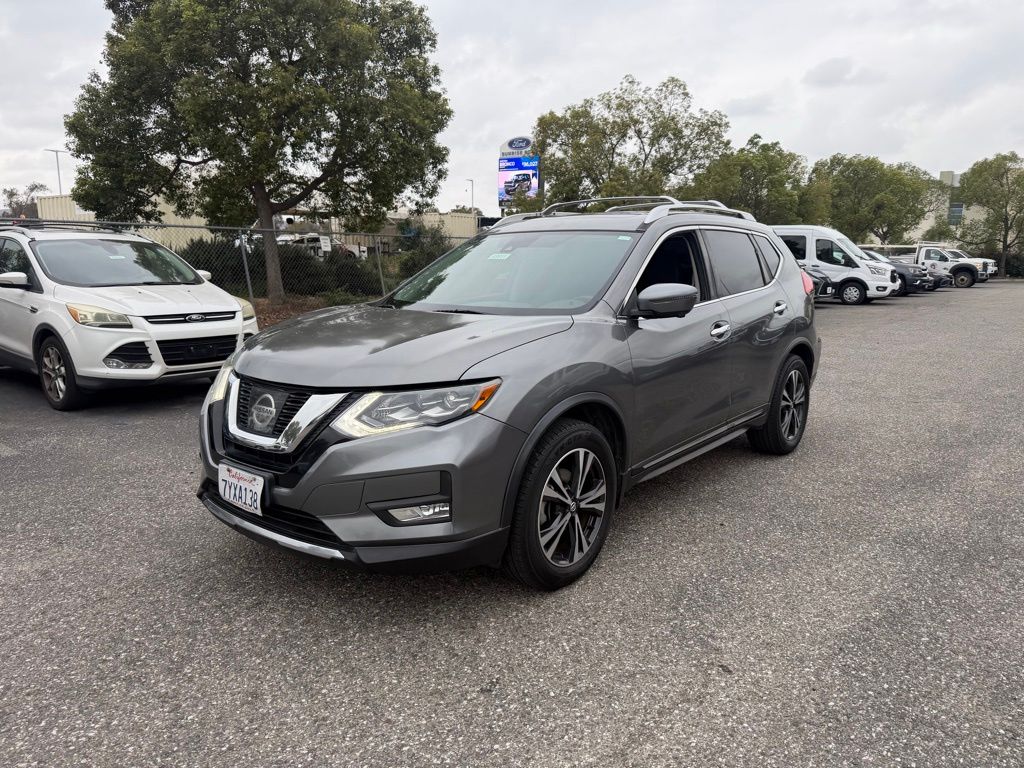 2017 Nissan Rogue SL FWD's photo