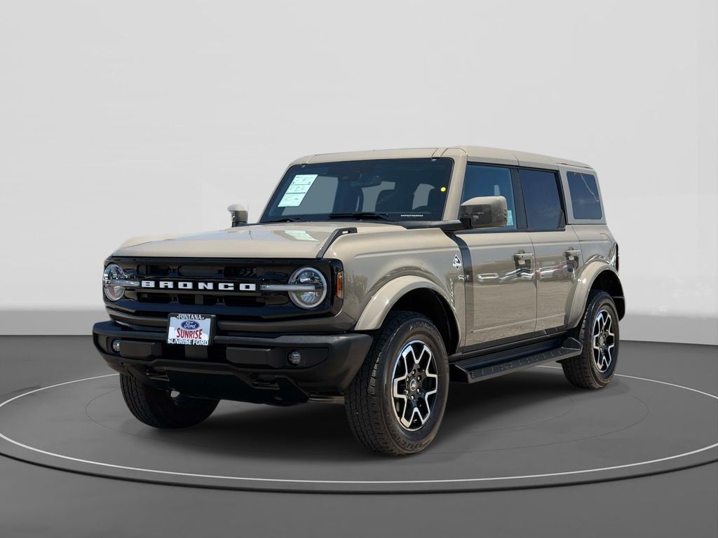 2025 Ford Bronco Outer Banks 4x4's photo