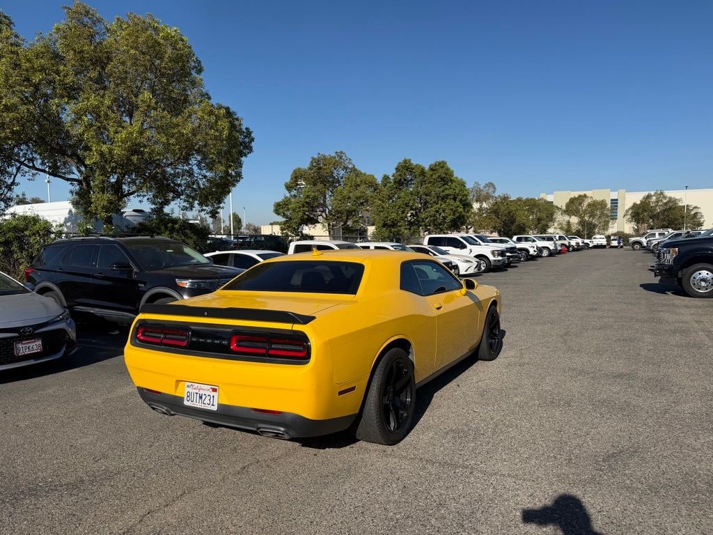 Certified 2018 Dodge Challenger SXT Coupe