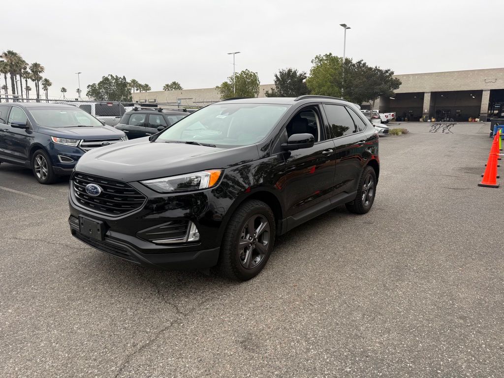 2023 Ford Edge SEL AWD's photo