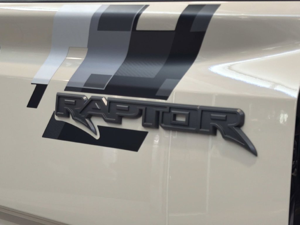 2025 Ford Ranger Raptor - Photo 23