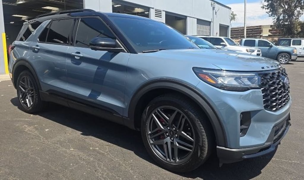 Used 2025 Ford Explorer ST SUV
