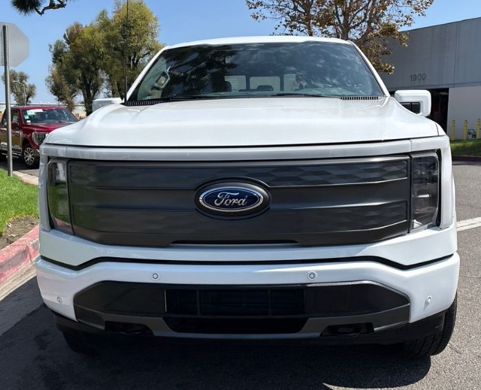 Used 2023 Ford F-150 Lightning Lariat with VIN 1FTVW1EL2PWG01768 for sale in Fontana, CA