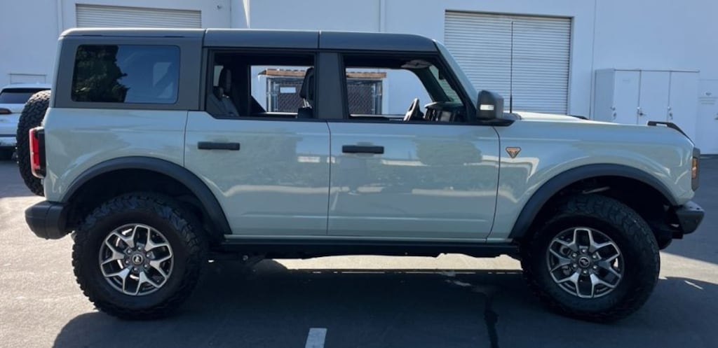 Certified 2024 Ford Bronco Badlands SUV
