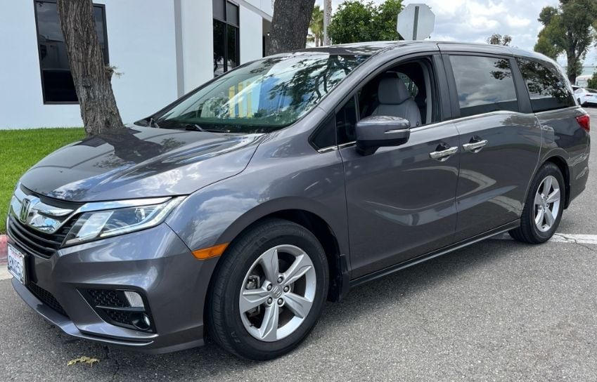 2019 Honda Odyssey EX's photo