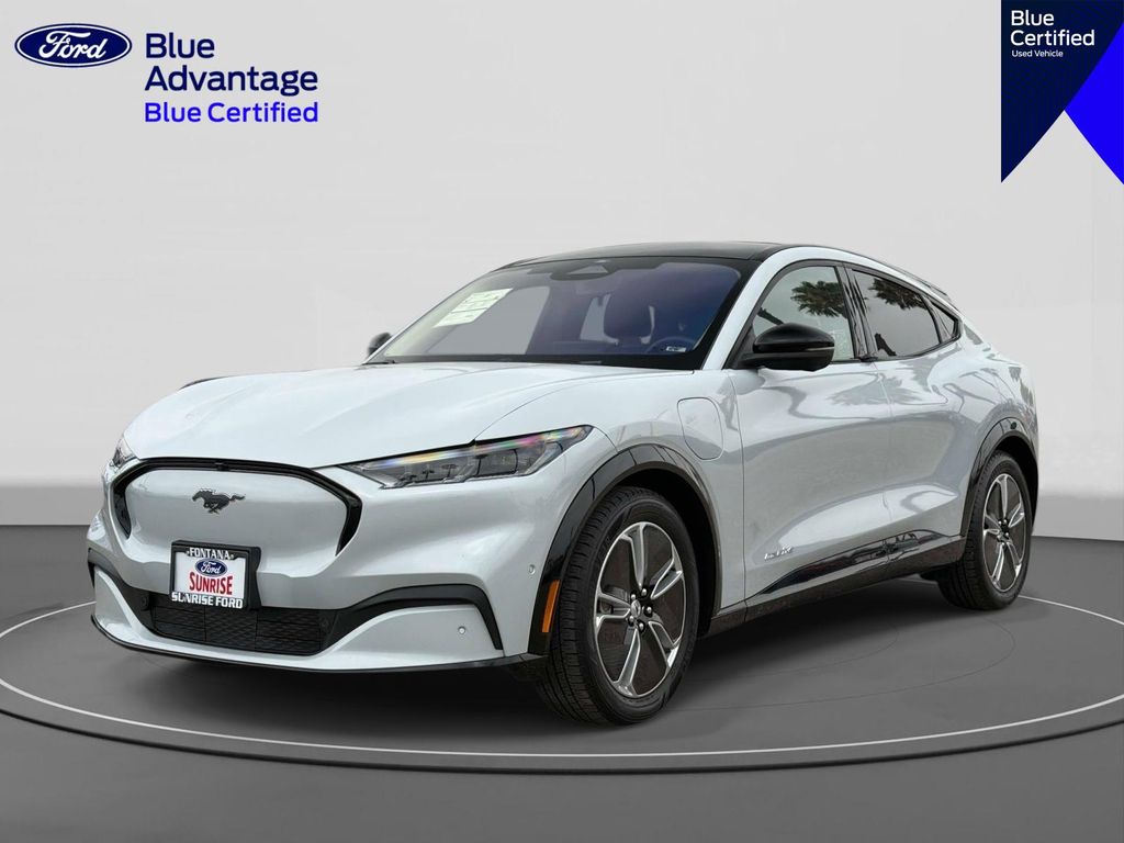 2023 Ford Mustang-Mach-e Premium's photo