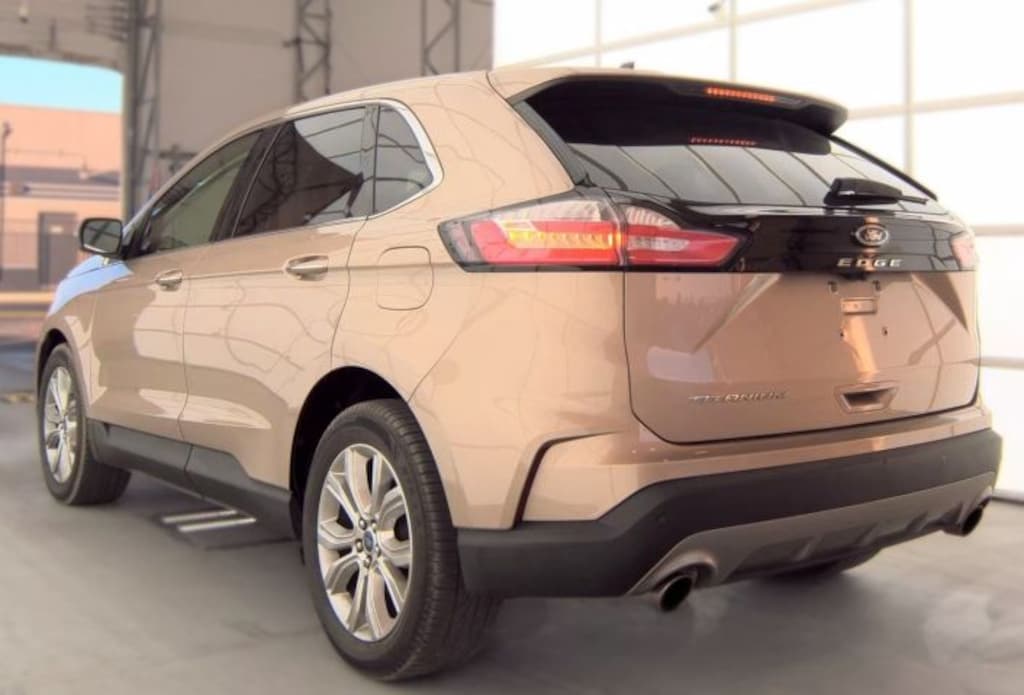 Used 2021 Ford Edge Titanium SUV