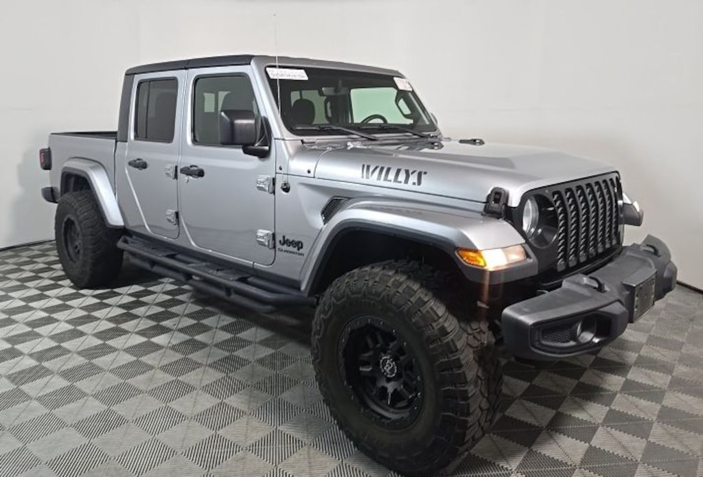 Used 2021 Jeep Gladiator Sport Truck Crew Cab