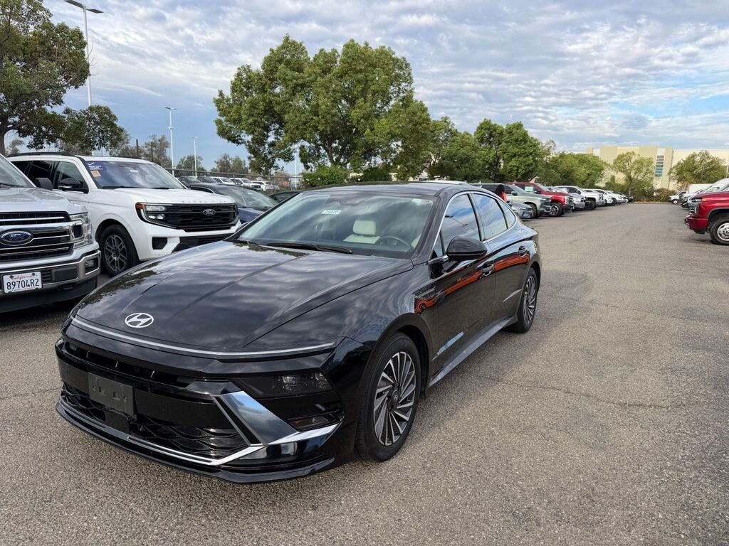 Used 2025 Hyundai