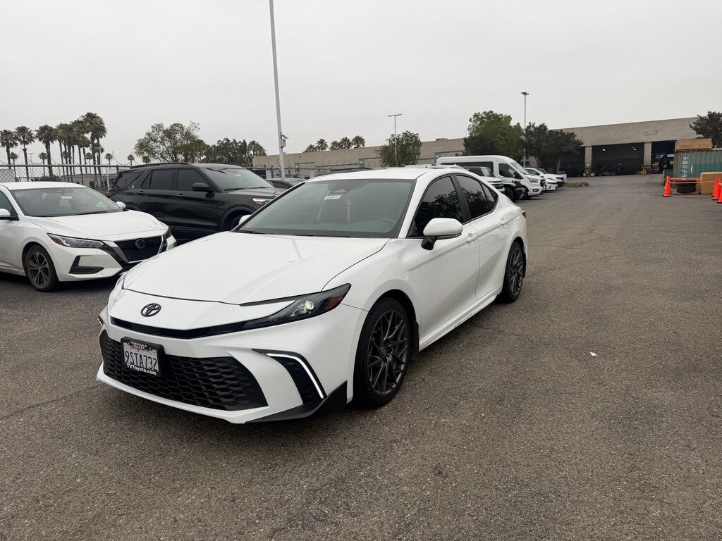 Used 2025 Toyota Camry SE Sedan
