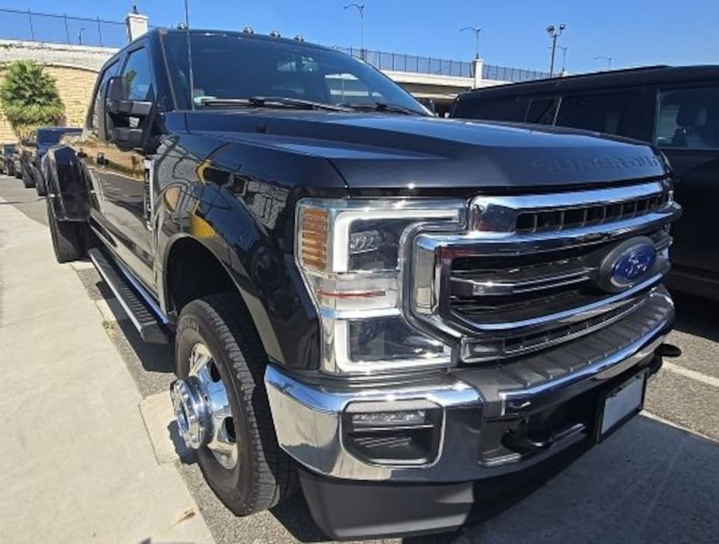Used 2022 Ford F-350 Truck Crew Cab