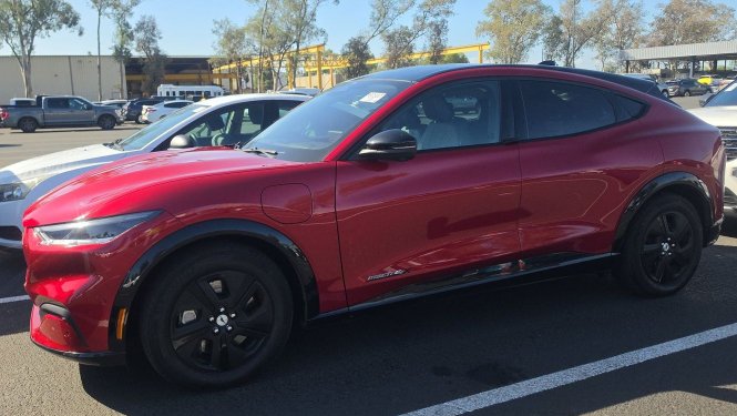 2023 Ford Mustang Mach-E