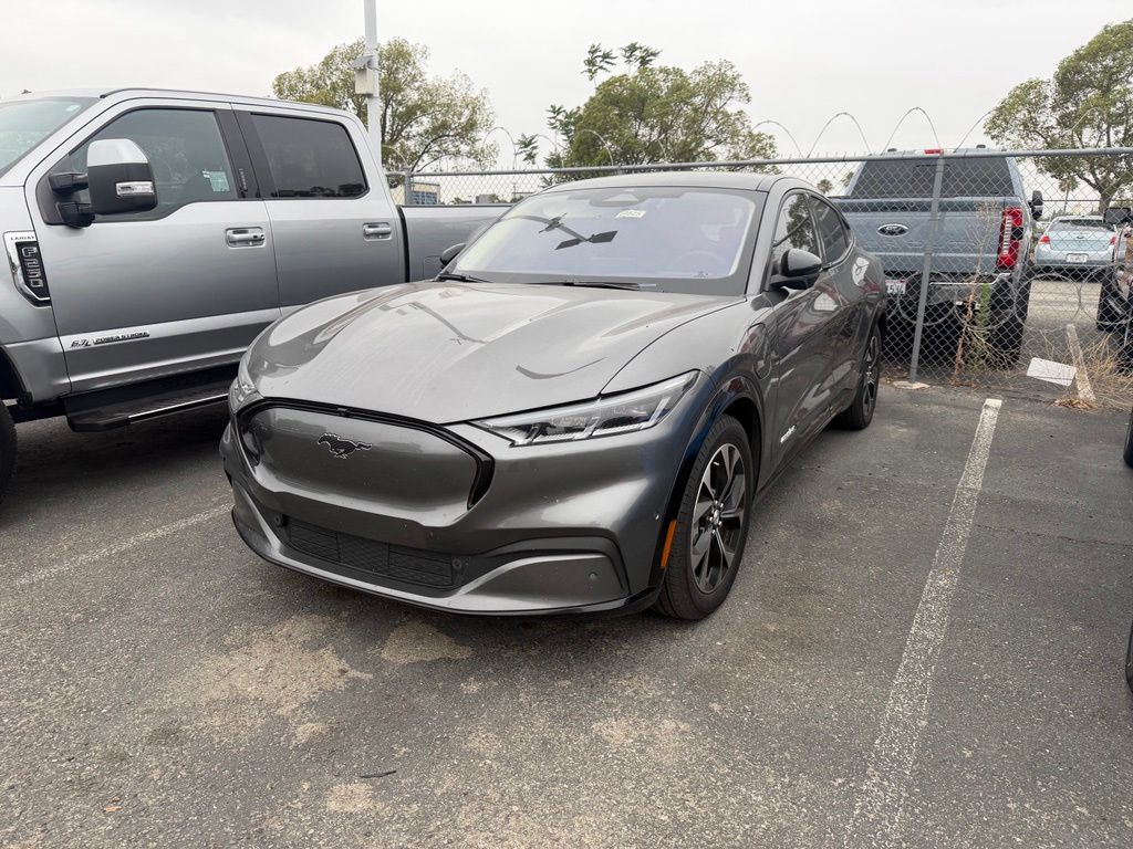 2023 Ford Mustang-Mach-e Premium's photo