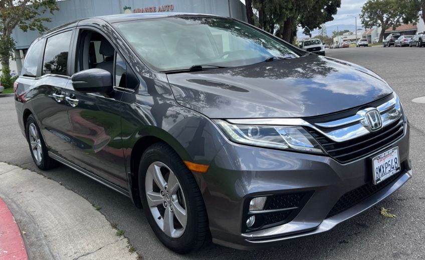 Vehicle Image 2