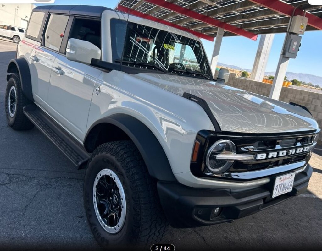 Used 2025 Ford Bronco Outer Banks SUV