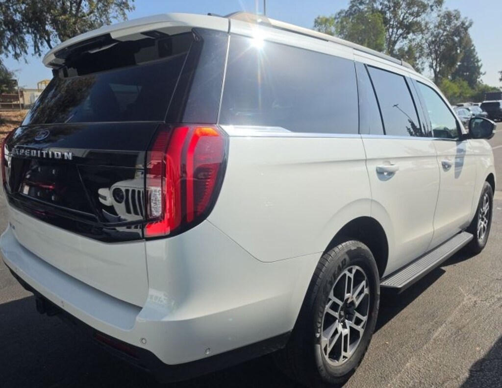 Used 2025 Ford Expedition Active SUV