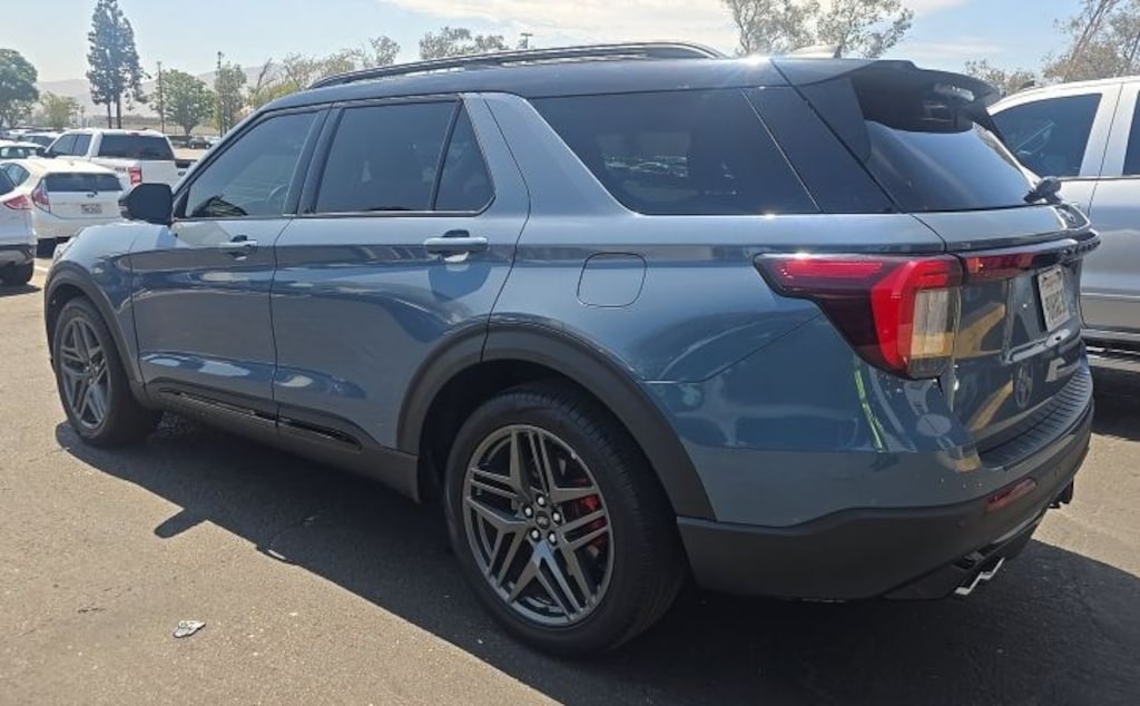 Used 2025 Ford Explorer ST SUV