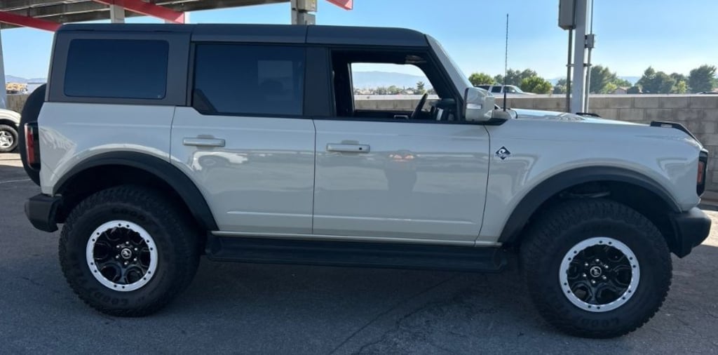 Used 2025 Ford Bronco Outer Banks SUV