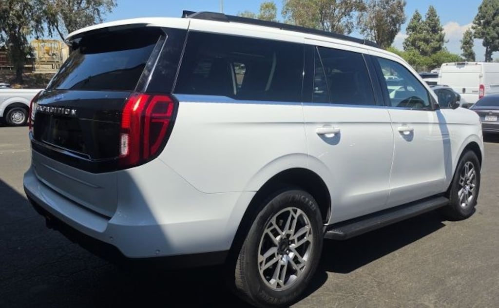 Used 2025 Ford Expedition Active SUV